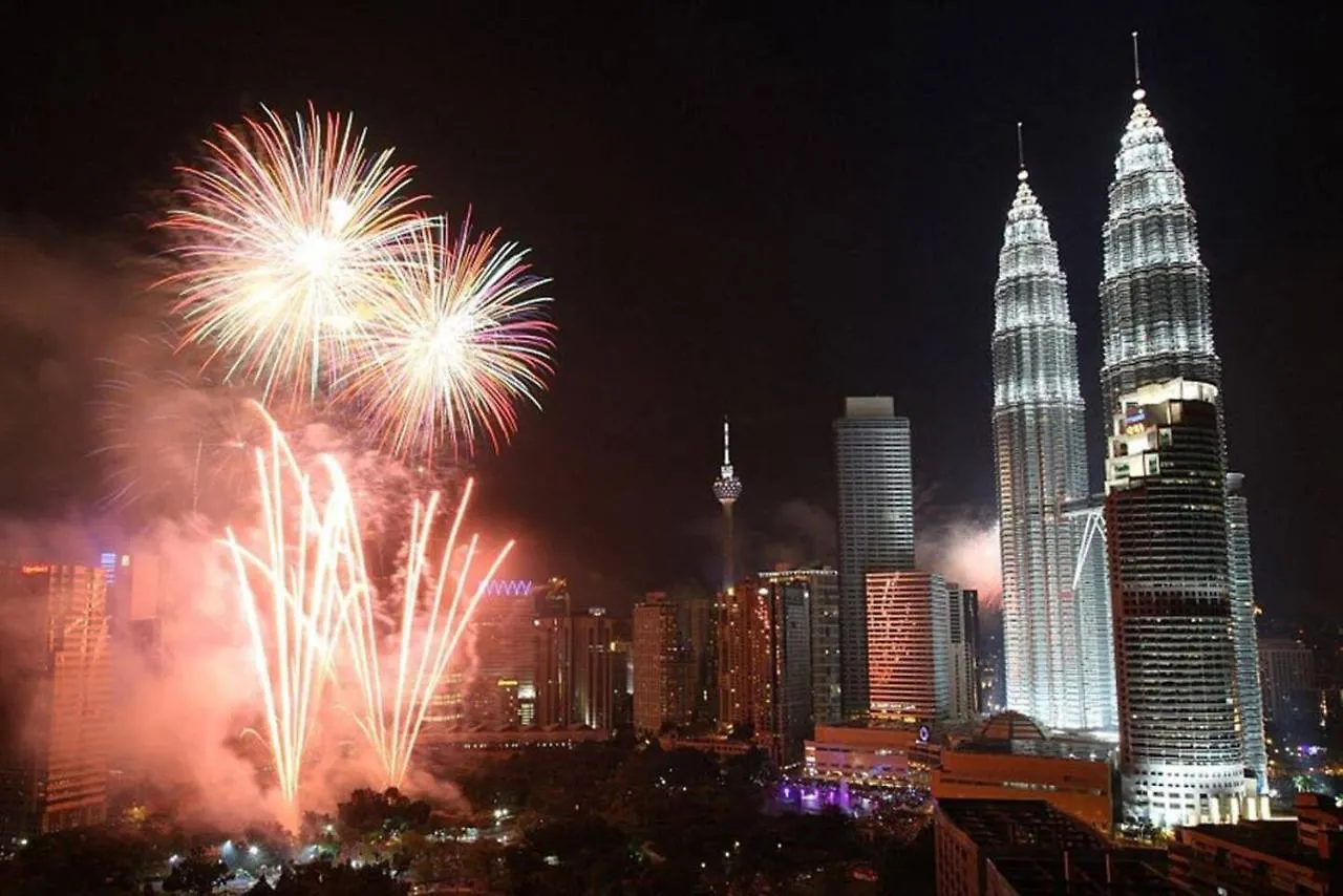 A Lux & Spacious Apt For 4 In Klcc Kuala Lumpur Apartment